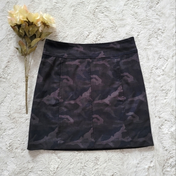 DREW Dresses & Skirts - ✨️CL Drew Camo Vintage Y2K A Line Mini Skirt Size 2